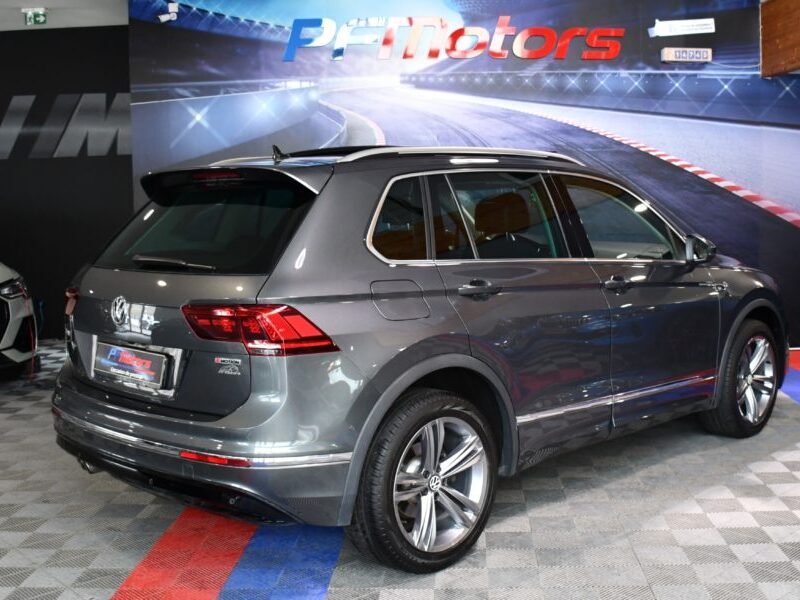Volkswagen Tiguan R-Line Carat 2.0 TDI 150 DSG 4Motion GPS Virtual TO ACC Caméra Ergo Parc Assist Front Lane Side JA 19