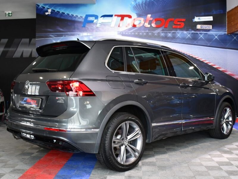 Volkswagen Tiguan R-Line Carat 2.0 TDI 150 DSG 4Motion GPS Virtual TO ACC Caméra Ergo Parc Assist Front Lane Side JA 19