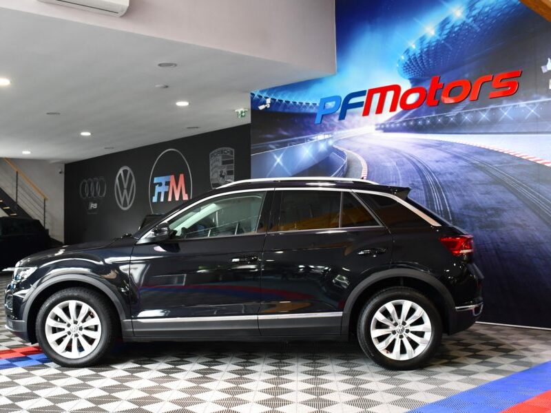 Volkswagen T-Roc Carat 2.0 TDI 150 DSG GPS Virtual TO Attelage Hayon Caméra Front Lane LED JA 17
