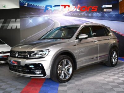 Volkswagen Tiguan R-Line Carat 2.0 TSI 190 DSG 4Motion GPS Virtual Caméra Front Lane Car Play ACC Attelage Hayon JA 19