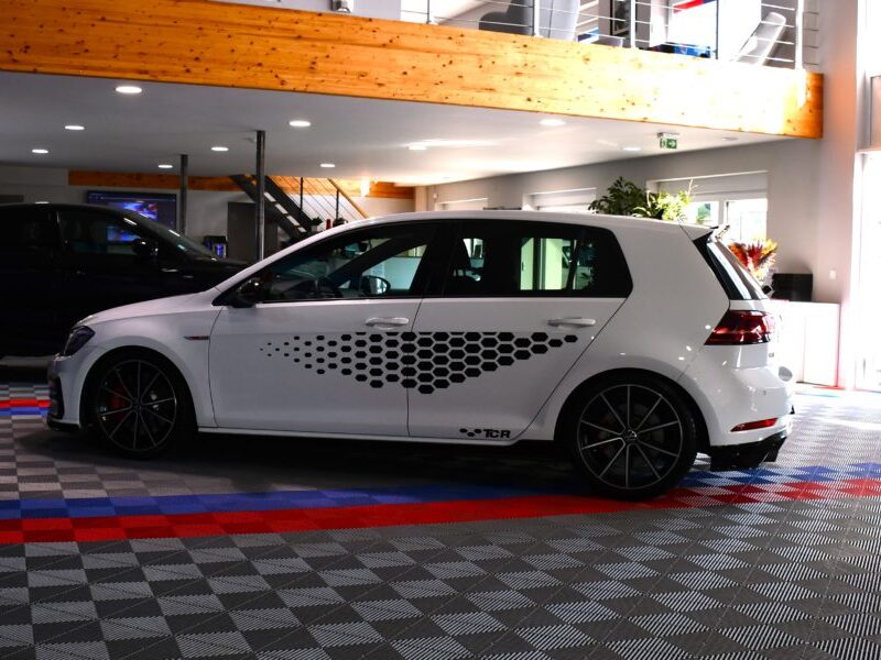 Volkswagen Golf 7 GTI TCR 2.0 TSI 290 DSG GPS Virtual Front AKRAPOVIC HR Car Play Mode JA 18