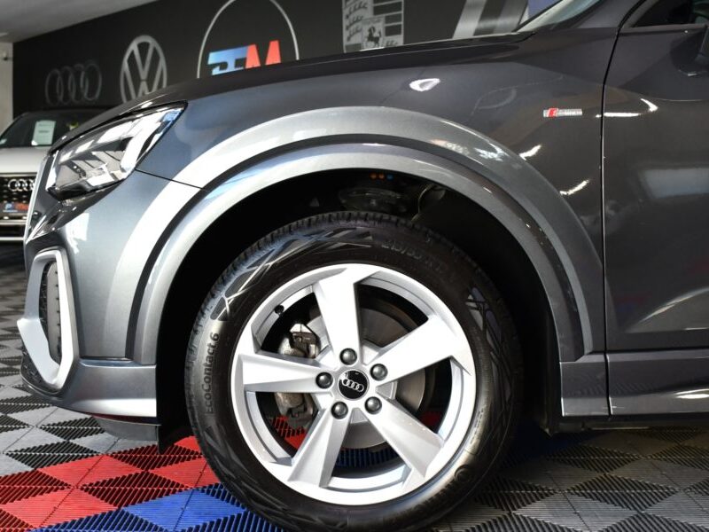 Audi Q2 S-Line Design Luxe 35 TFSI 150 S-Tronic GPS Virtual Caméra TO Hayon Pré Sense Car Play JA 17