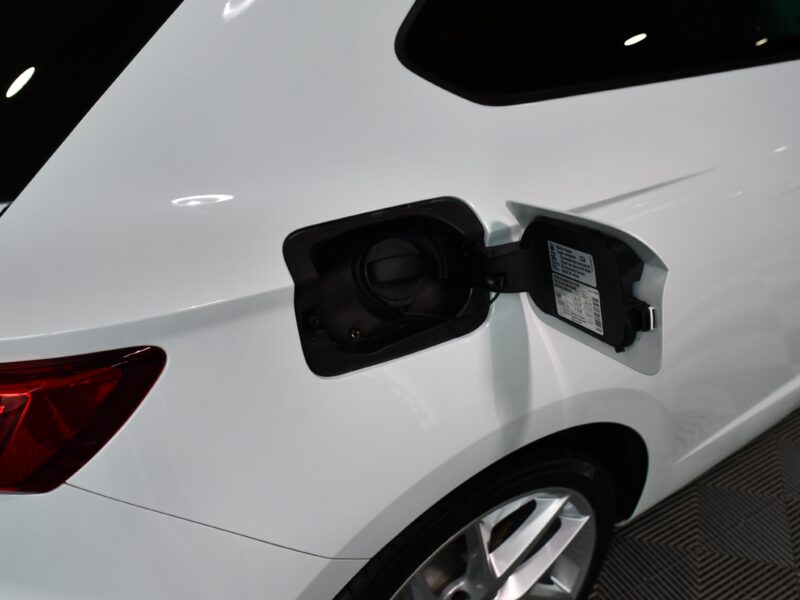 Séat Léon SC FR 1.8 TFSI 180 DSG GPS LED Régulateur Mode Séat Sound TO Cuir Alcantara JA 18