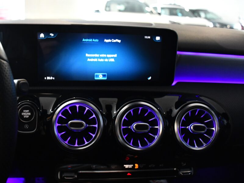 Mercedes Benz Classe A 220 AMG Line 2.0 190 BVA GPS Pro M-Bux Caméra Car Play Lumière D’Ambiance Burmester Multibeam JA 18