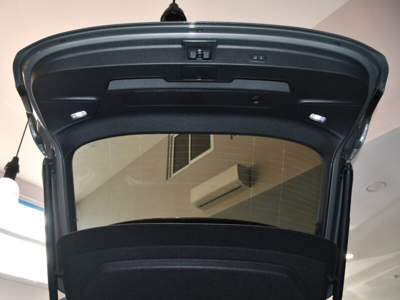 Audi Q3 Sportback S-Line Design Luxe 35 TDI 150 S-Tronic GPS Vebasto Virtuyal Hayon Attelage LED Caméra ACC Pré Sense JA 19