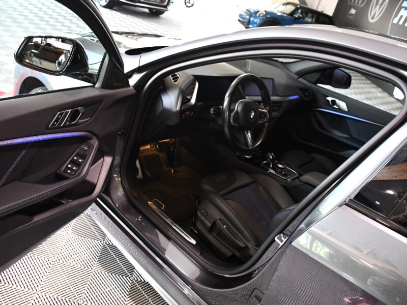 BMW 120D X-Drive M-Sport 2.0 190 BVA GPS Virtual Caméra LED Volant Chauffant Régulateur Car Play JA 18