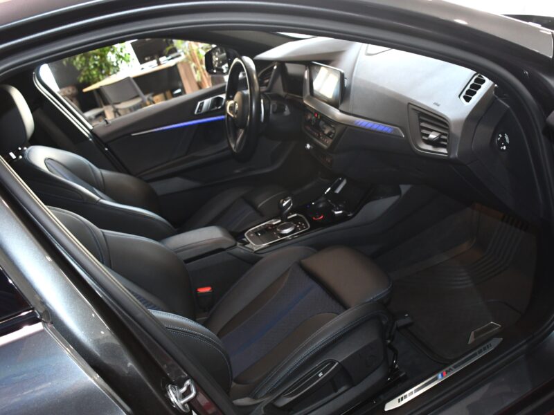 BMW 120D X-Drive M-Sport 2.0 190 BVA GPS Virtual Caméra LED Volant Chauffant Régulateur Car Play JA 18
