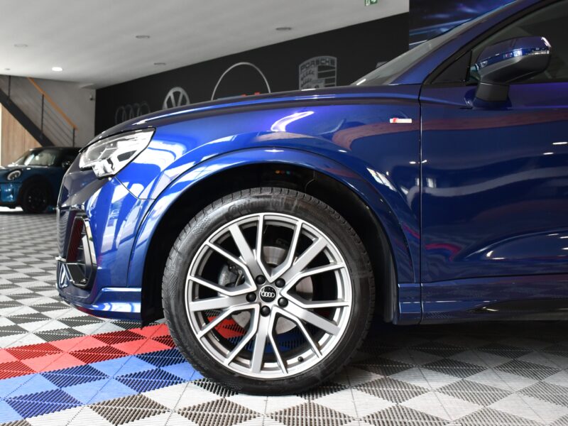 Audi Q3 S-Line 35 TDI 150 S-Tronic GPS Virtual Hayon Attelage Caméra ACC Car Play LED JA 20