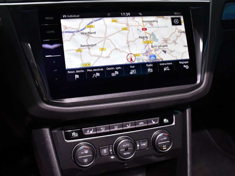 Volkswagen Tiguan R-Line Carat Exclusive 2.0 TDI 190 DSG 4Motion GPS Pro ACC DCC Virtual Attelage Caméra Vebasto Front Lane JA 19