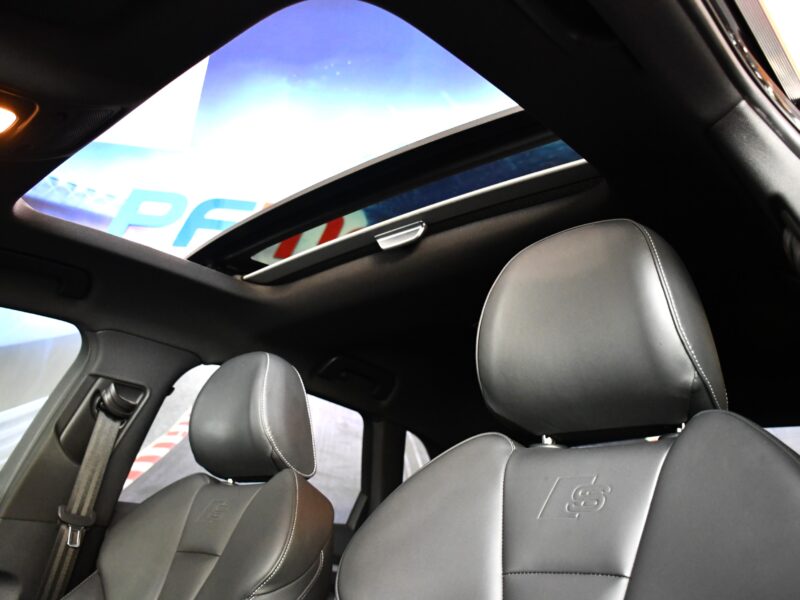 Audi A3 Sportback S-Line 40 TFSI 190 S-Tronic GPS Virtual Régulateur Cuir TO Drive JA 18