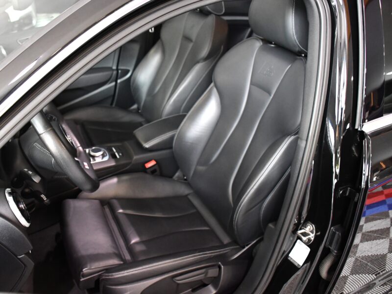 Audi A3 Sportback S-Line 40 TFSI 190 S-Tronic GPS Virtual Régulateur Cuir TO Drive JA 18