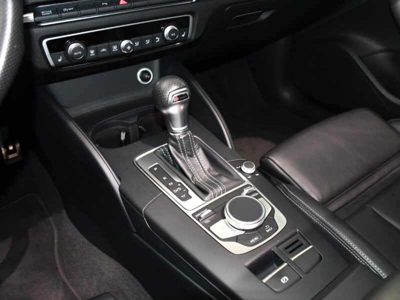Audi A3 Sportback S-Line 40 TFSI 190 S-Tronic GPS Virtual Régulateur Cuir TO Drive JA 18