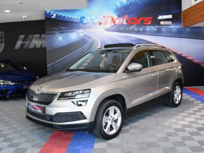 Skoda Karoq Style 1.5 TSI 150 DSG GPS TO Caméra Cuir Parc Assist Hayon Attelage Régulateur Smartlink JA 17