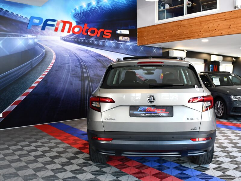 Skoda Karoq Style 1.5 TSI 150 DSG GPS TO Caméra Cuir Parc Assist Hayon Attelage Régulateur Smartlink JA 17