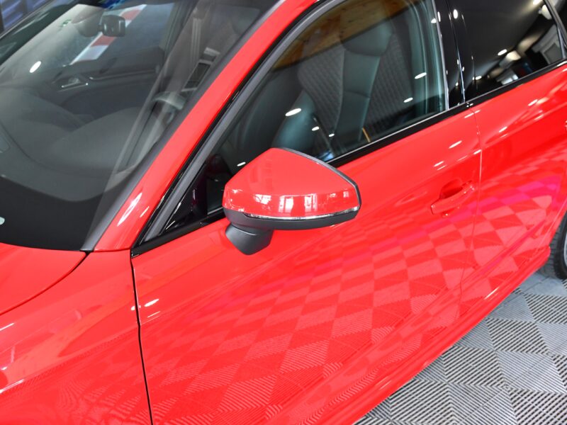 Audi S3 Sportback 2.0 TFSI 300 Quattro S-Tronic GPS Virtual Sièges Baquet TO Parc Assist Carbone JA 18