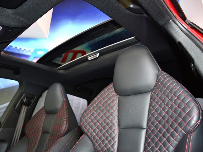 Audi S3 Sportback 2.0 TFSI 300 Quattro S-Tronic GPS Virtual Sièges Baquet TO Parc Assist Carbone JA 18