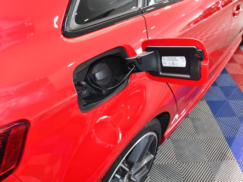 Audi S3 Sportback 2.0 TFSI 300 Quattro S-Tronic GPS Virtual Sièges Baquet TO Parc Assist Carbone JA 18