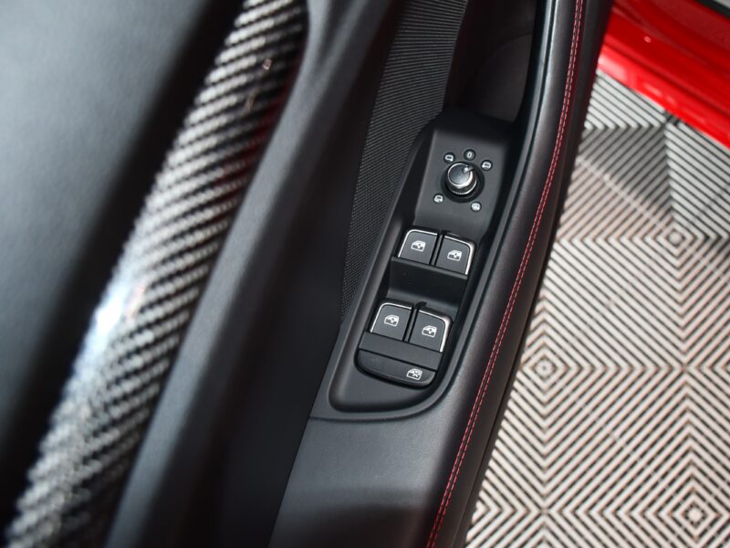 Audi S3 Sportback 2.0 TFSI 300 Quattro S-Tronic GPS Virtual Sièges Baquet TO Parc Assist Carbone JA 18