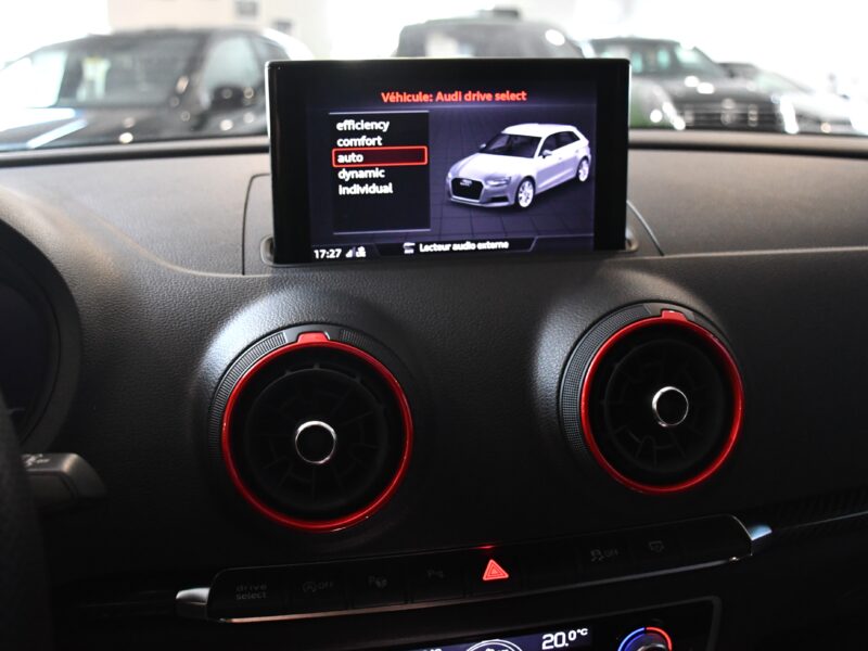 Audi S3 Sportback 2.0 TFSI 300 Quattro S-Tronic GPS Virtual Sièges Baquet TO Parc Assist Carbone JA 18