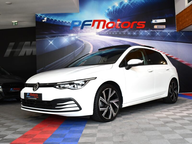 Volkswagen Golf 8 Life 1.5 TSI 150 BVM6 GPS Virtual TO IQ Light ACC Tri-Zone Attelage ACC Lane Lumière D’ambiance JA 18