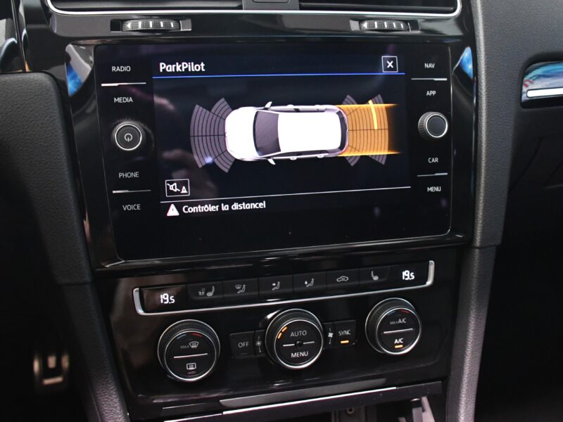 Volkswagen Golf 7 R-Line Carat 1.4 TSI 150 DSG GPS Cuir TO Keyless Dynaudio Front ACC Volant Chauffant JA 17
