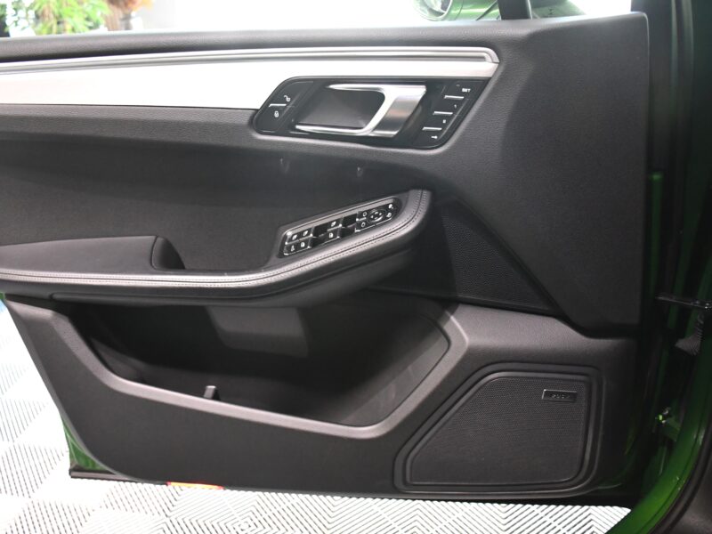 Porsche Macan S 3.0 V6 354 PDK GPS Attelage Suspension Pneumatique Caméra 360 Pack Chrono Vebasto ACC BOSE TO Sièges Ventilés JA 21