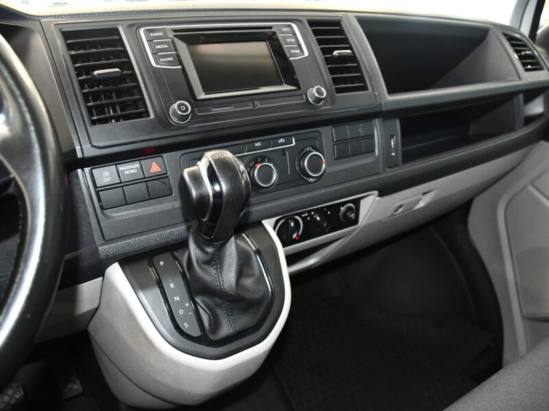 Volkswagen Transporter T6 2.0 TDI 150 DSG 3 portes Bluetooth Attelage Vebasto Front Régulateur JA 16