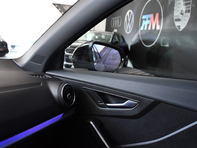 Audi Q2 S-Line 35 TFSI 150 S-Tronic GPS Virtual Pré Sense ACC TO Attelage Car Play Lane JA 19 Audi Sport