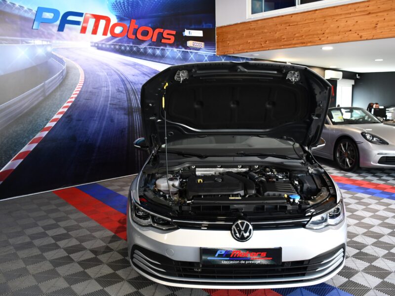Volkswagen Golf 8 Life 1.5 TSI 150 BVM6 Car Play TO Lane ACC Front IQ Light Volant Chauffant JA 17