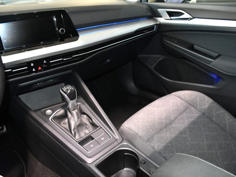Volkswagen Golf 8 Life 1.5 TSI 150 BVM6 Car Play TO Lane ACC Front IQ Light Volant Chauffant JA 17
