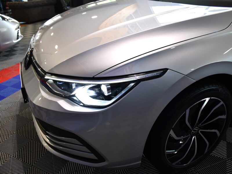 Volkswagen Golf 8 Life 1.5 TSI 150 BVM6 Car Play TO Lane ACC Front IQ Light Volant Chauffant JA 17