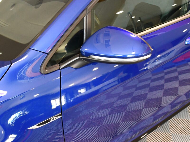 Volkswagen Golf 7 Facelift R-Line 1.4 TSI 150 BVM6 Bluetooth Régulateur Alcantara Auto Hold JA 17