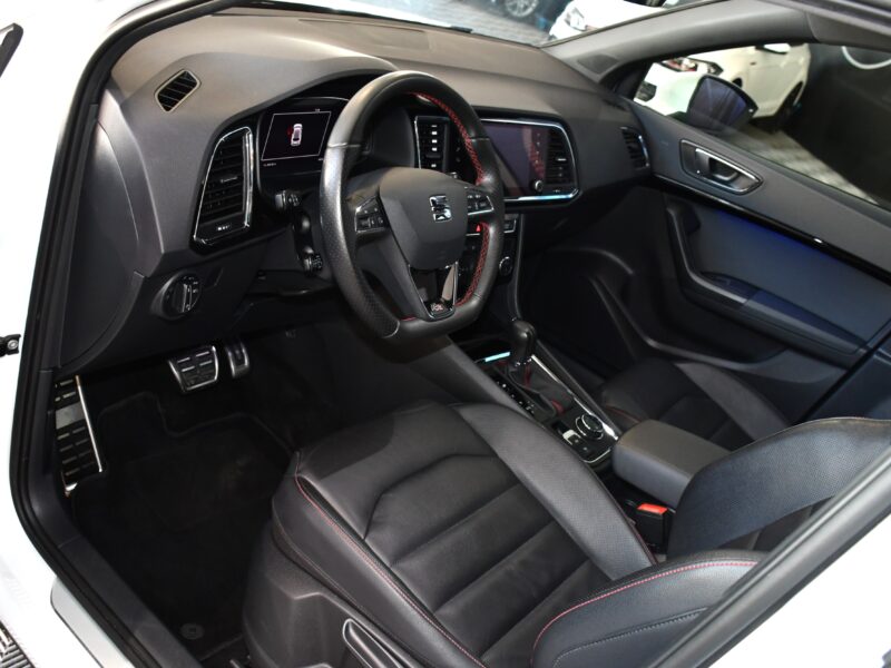 Séat Ateca FR 2.0 TDI 150 DSG 4Drive GPS Virtual ACC Cuir Hayon Attelage Parc Assist Caméra JA 18
