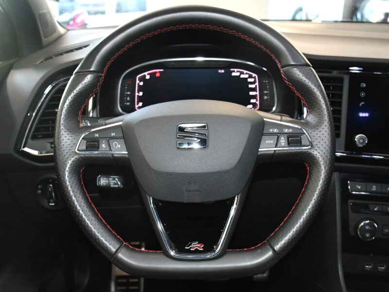 Séat Ateca FR 2.0 TDI 150 DSG 4Drive GPS Virtual ACC Cuir Hayon Attelage Parc Assist Caméra JA 18