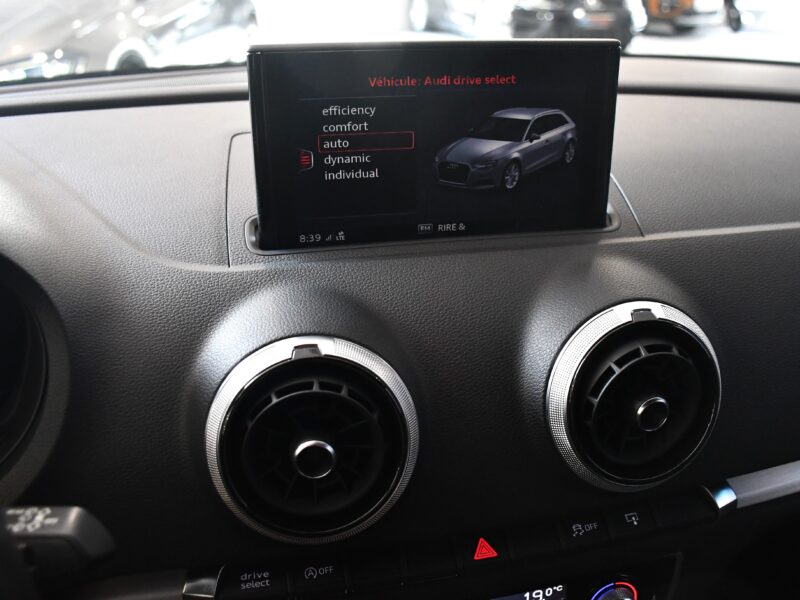 Audi S3 Sportback 2.0 TFSI 310 Quattro S-Tronic GPS Virtual Cuir Keyless Régulateur JA 19