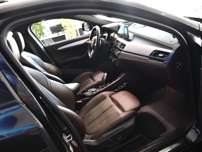 BMW X2 X-Drive Sport 20d 190 BVA GPS TO Caméra Harman Kardon Hayon Cuir LED JA 20