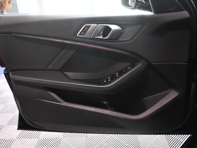 BMW 118iA M-Sport 1.5 136 BVA7 GPS Virtual Caméra Car Play Mode LED Freinage JA 17