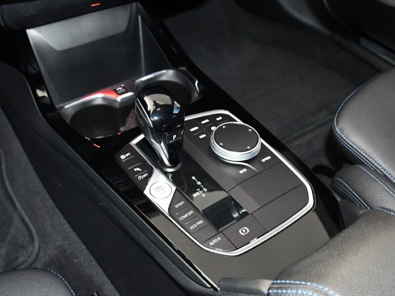 BMW 118iA M-Sport 1.5 136 BVA7 GPS Virtual Caméra Car Play Mode LED Freinage JA 17