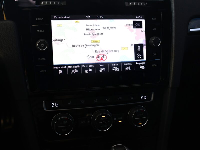 Volkswagen Golf 7 R Facelift 2.0 TSI 300 DSG 4Motion GPS Virtual ACC Car Play Mode Front JA 18