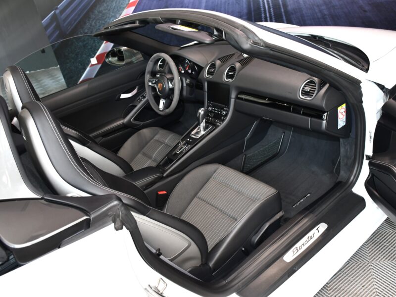 Porsche Boxster 718 T 2.0 Turbo 300 PDK GPS Volant Mode Echappement Suspension Mode Sport + Pack Chrono JA 20