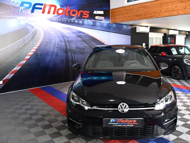Volkswagen Golf 7 R-Line 1.5 TSI 150 BVM6 GPS Bluetooth ACC Front Auto Hold JA 17