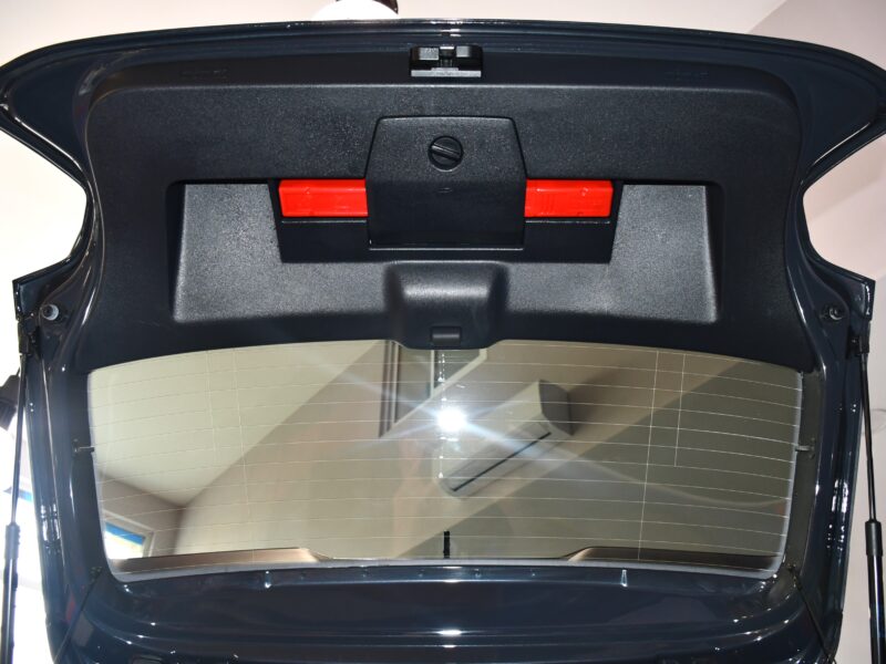 Volkswagen Polo R-Line 1.5 TSI 150 DSG GPS Virtual Car Play Front Induction Régulateur JA 17