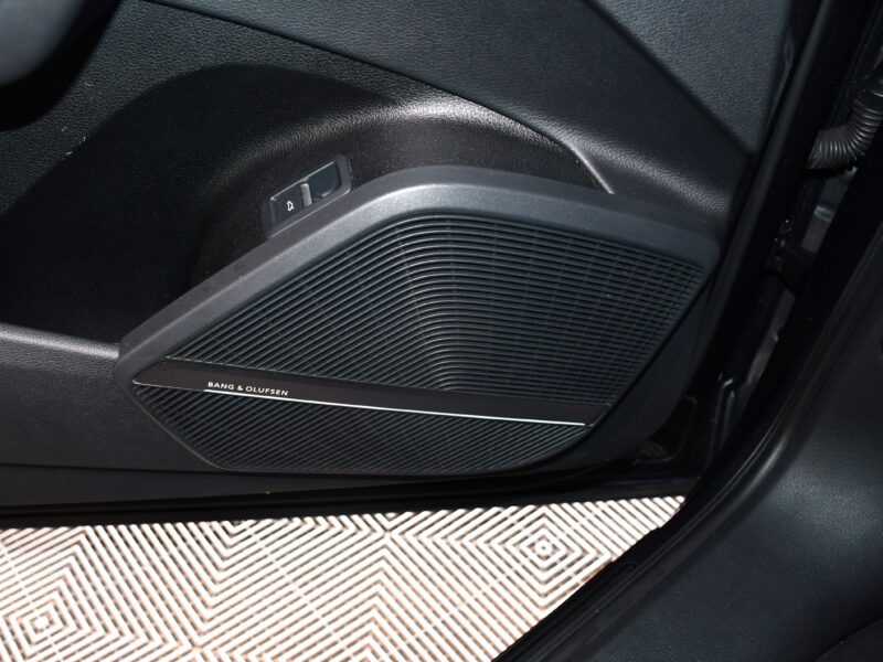 Audi SQ5 3.0 V6 347 Quattro GPS Virtual Bang Olufsen Magnétic Ride Attelage Hayon Caméra Pré Sense Lane Car Play JA 21
