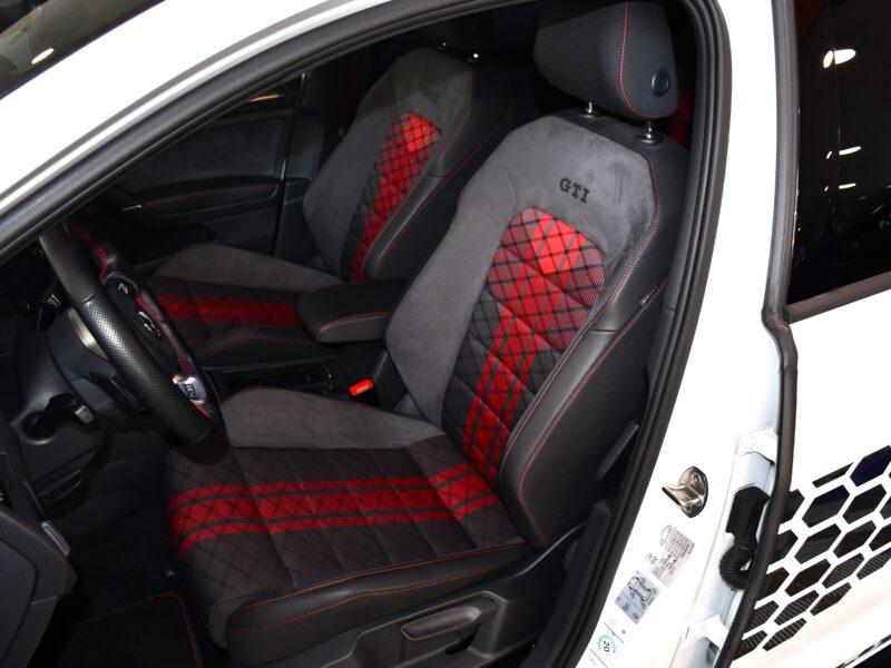 Volkswagen Golf 7 GTI TCR 2.0 TSI 290 DSG GPS Virtual Front AKRAPOVIC HR Car Play Mode JA 18