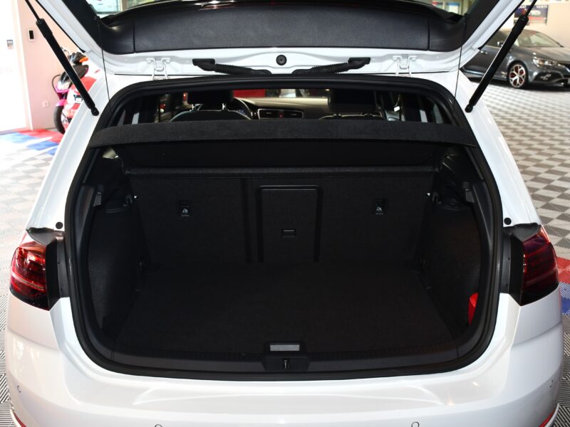Volkswagen Golf 7 GTI TCR 2.0 TSI 290 DSG GPS Virtual Front AKRAPOVIC HR Car Play Mode JA 18