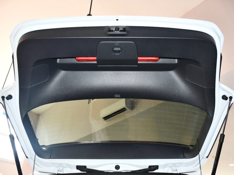 Volkswagen Golf 7 GTI TCR 2.0 TSI 290 DSG GPS Virtual Front AKRAPOVIC HR Car Play Mode JA 18