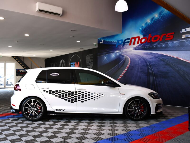 Volkswagen Golf 7 GTI TCR 2.0 TSI 290 DSG GPS Virtual Front AKRAPOVIC HR Car Play Mode JA 18