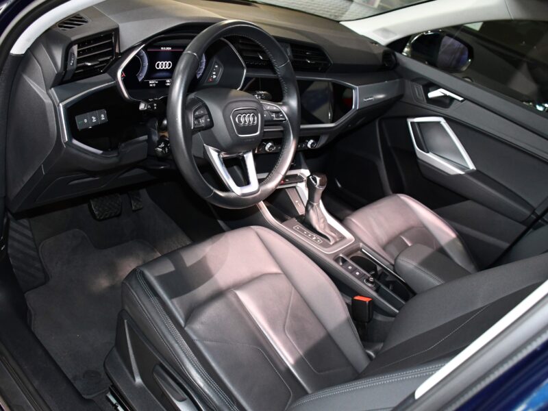 Audi Q3 Sportback Design Luxe 35 TDI 150 Quattro S-Tronic GPS ACC Attelage Cuir Hayon Pré Sense Virtual TO Lane JA 19