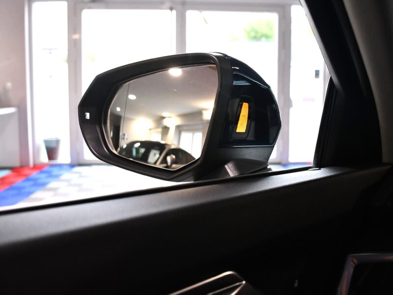 Audi Q3 Sportback Design Luxe 35 TDI 150 Quattro S-Tronic GPS ACC Attelage Cuir Hayon Pré Sense Virtual TO Lane JA 19