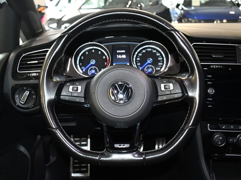 Volkswagen Golf 7R Facelift 3 Portes 2.0 TSI 310 DSG 4Motion GPS Cuir Carbone ACC Front Alarme JA 19 Pretoria Pas De Malus Pas de FAP
